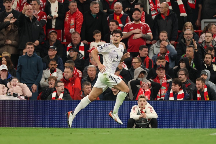 开云电竞官网-太阳报：迈阿密国际和那不勒斯对马奎尔感兴趣，他选择与曼联续约